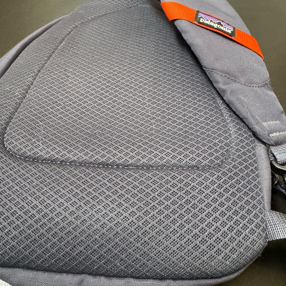 PATAGONIA ATOM 8L SLING BAG - Picture 3 of 7